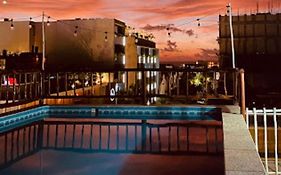 Chingon Anarchy Hotel & Roof
