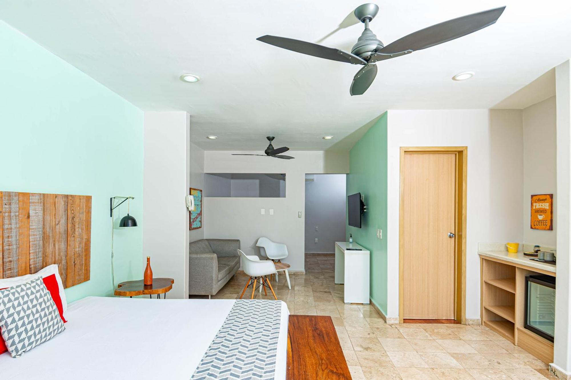 Chingon Anarchy Hotel & Roof Playa del Carmen Extérieur photo
